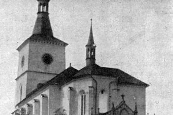 pohled od jihovýchodu, řed r. 1930 (© Josef Vítězslav Šimák: Soupis památek historických a uměleckých v Království Českém, sv. 46 Politický okres mnichovohradišťský, Archaelogická komise při České akademii věd a umění, Praha 1930)