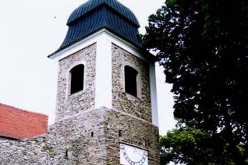Opevněný kostel sv. Jana Křtitele ve Velké Bíteši ( © Pavel Vítek 06/2007)