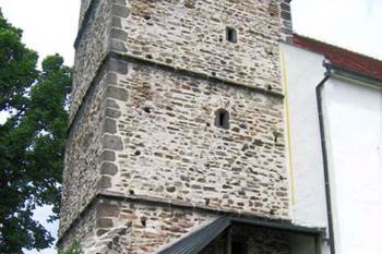 Opevněný kostel sv. Jana Křtitele ve Velké Bíteši ( © Pavel Vítek 06/2007)