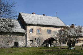 jižní zahradní průčelí zámečku ( © Jan P. Štěpánek 03/2011)
