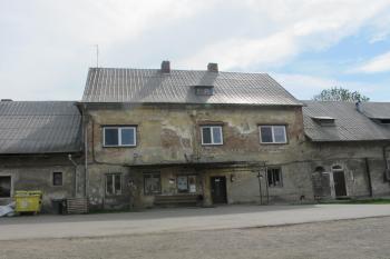 centrální část zámku (© D Dohňanský, 05/2018)