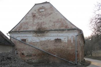 Východní strana (© Dušan Dohňanský 02/2019)