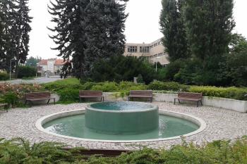 Pohled na východ od Domova se zvláštním režimem ( © Ivo Rozehnal 07/2016)