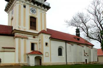 Kostel Narození Panny Marie v Benátkách nad Jizerou ( © Pavel Vítek 05/2016)