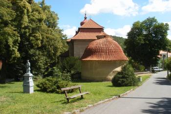 Jince - kostel sv. Mikuláše (© Jiří Špaček, 08/2016)
