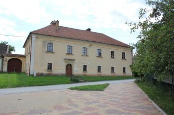 Fara (© Luděk Vláčil 08/2016)