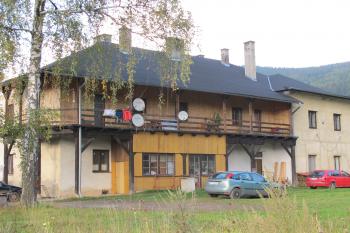 jižní část zámku (© D Dohňanský, 10/2017)