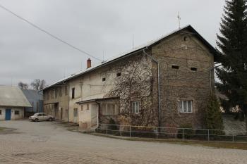 Zámek Drahanovice (© Vlastislav Mareček, 03/2016)