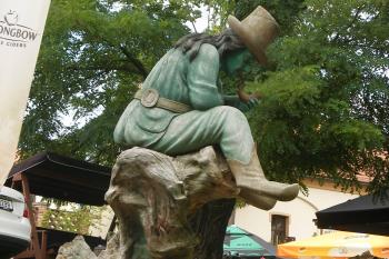 Vodník pod hrází Počernického rybníka (© Jiří Špaček, 08/2016)