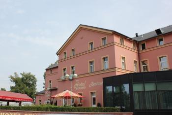 Hotel Senimo - bývalý objekt areálu jatek. (© Luděk Vláčil 09/2016)