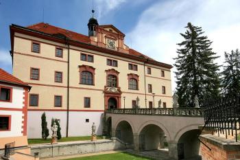 Od západu ( © Luděk Pitter 05/2007)