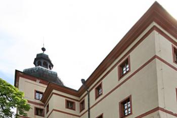 Východní křídlo ( © Luděk Pitter 05/2007)