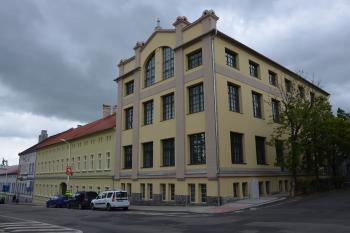 Současná podoba Staré papírny (© Regionální muzeum K. A. Polánka, 12/2015)
