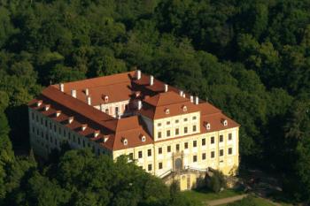 Červený Hrádek - Letecký snímek ( © Radovan Smokoň 06/2006)