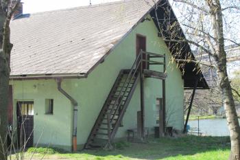 Sv.nároží bývalého zámku (© Dušan Dohňanský 04/2019)