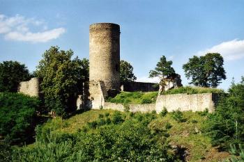 Celkový pohled od západu (© Jiří Cukr, 07/2002)