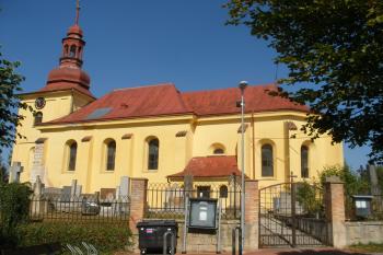 Běchary - kostel (© Jiří Špaček, 09/2016)