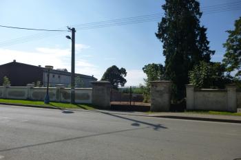 vstupní brána do zámeckho parku (© Vlastislav Mareček, 08/2016)