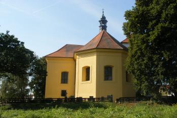 Seč - kostel (© Jiří Špaček, 09/2016)