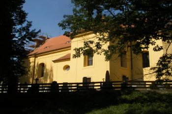 Seč - kostel (© Jiří Špaček, 09/2016)