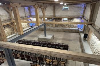  (© JOHANNA KARENOVÁ  04/2025)