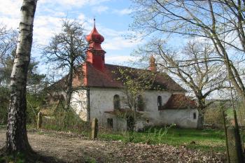 pohled od jv. (© D Dohňanský, 04/2016)
