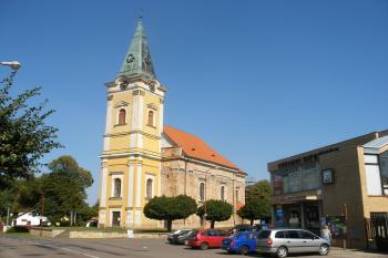 Smidary - kostel sv. Stanislava (© Jiří Špaček, 9/2016)