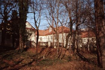 Raudnitzův dům Praha 5-Hlubočepy (© Vlastislav Mareček, 11/2002)