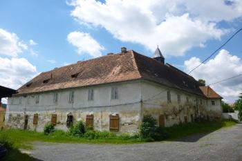 kapucínský konvent u kostela sv. Víta, Václava a Vojtěcha-Horšovský Týn (© Vlastislav Mareček, 06/2016)