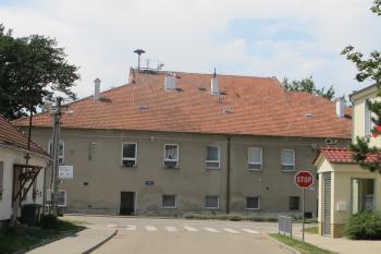 zámek od východu (© D Dohňanský, 07/2018)