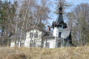 pohled od sv (© D Dohňanský, 04/2017)