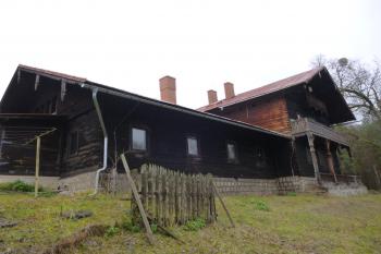 lovecký zámeček Radechov (© Vlastislav Mareček, 12/2015)