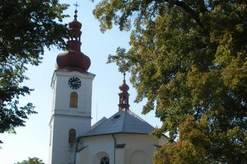 Velešice - kostel (© Jiří Špaček, 9/2016)