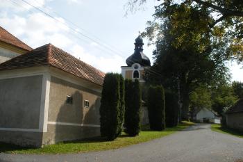 Budislavice - kostel sv. Jiljí (© Jiří Špaček, 9/2016)