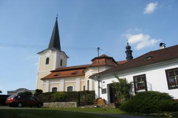 Mileč - kostel (© Jiří Špaček, 9/2016)
