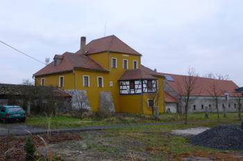 tvrz Skalná (© Vlastislav Mareček, 11/2016)