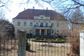 Čelní sv. průčelí (© Dušan Dohňanský  03/2022)