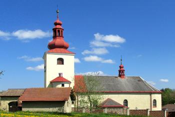 Kostel sv. Petra a Pavla v Dětřichově ( © Pavel Vítek 05/2016)