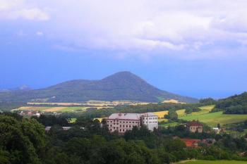 Milešov (© Petr Lánský, 07/2007)