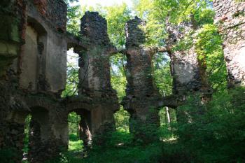 Západní část zdi z bývalého interiéru ( © Stanislav Šůna 05/2011)