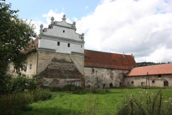 Nádvoří od jihovýchodu ( © Ivan Grisa 08/2011)