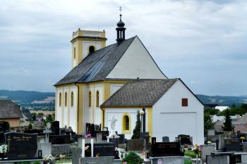 Kostel Povýšení svatého Kříže  ( © František Kinař 05/2017)