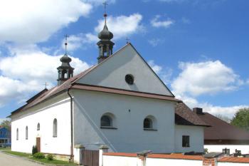 Kostel Narození Panny Marie v Opatovci, Košířích ( © Pavel Vítek 10/2016)