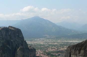 Okolní monumentální skály (© Luděk Vláčil 06/2012)
