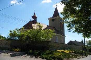 Bystřice - kostel (© Jiří Špaček, 05/2017)