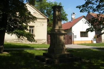 Cerhenice - Dlabačův pomník (© Jiří Špaček, 06/2017)
