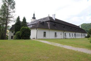 pohled z parku (© Luděk Vláčil 06/2017)