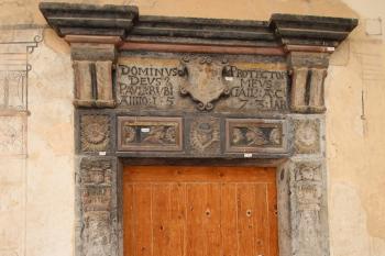 Renesanční portál (© Luděk Vláčil 06/2017)