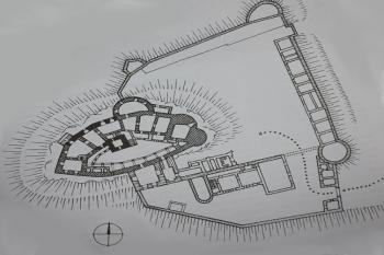  (© Zdroj: z knihy: M. Plaček, M. Bóna, Encyklopedie Slovenských Hradů, Libri, Praha, 2007)