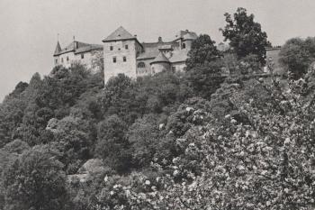  (© Ján Hajduch, Slovenské hrady, Osveta 1976)